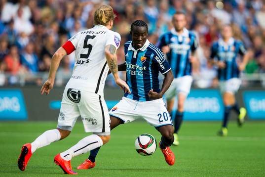 Djurgårdens Sam Johnson och Häckens Emil Wahlström