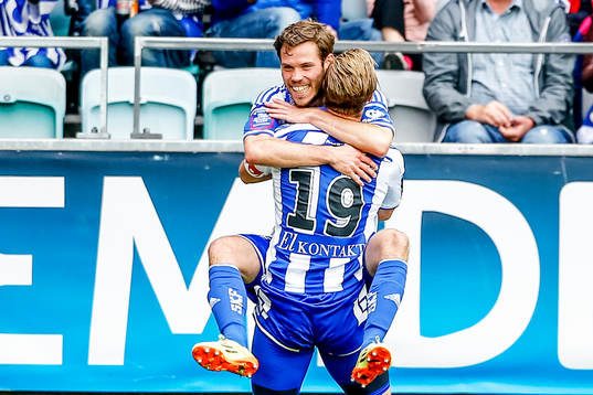 IFK Göteborgs Emil Salomonsson och Gustav Engvall firar