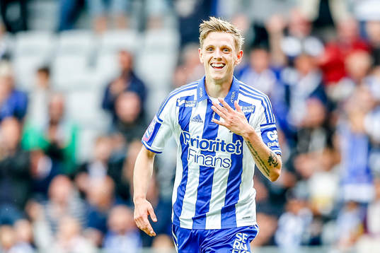 IFK Göteborgs Sören Rieks firar