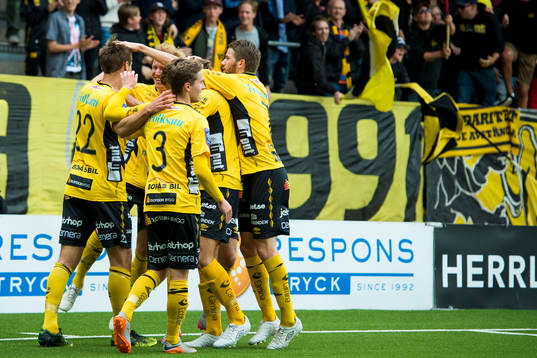Elfsborgs spelare jublar