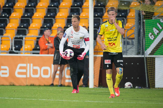 Mjällbys målvakt Mattias Asper