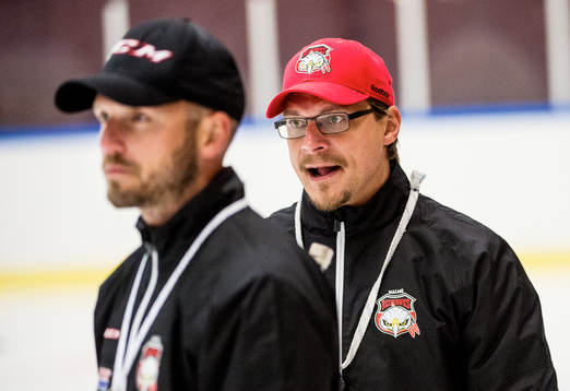 Tränarna Andreas Hadelöv och Björn Hellkvist