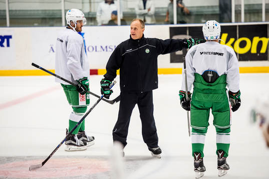 Almen Bibic, tränaren Anders Eldebrink och Viktor Lindgren