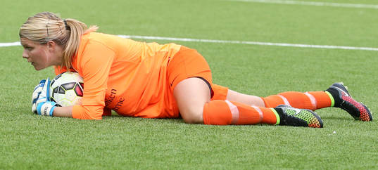 Eskilstuna Uniteds Målvakt Emelie Lundberg