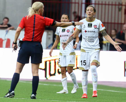 Rosengårds Therese Sjögran inte nöjd med domare