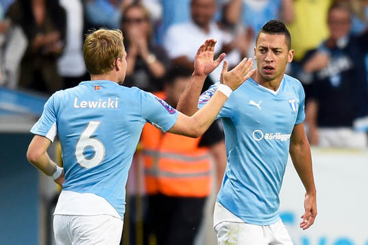 Malmö FFs Nikola Djurjic jublar