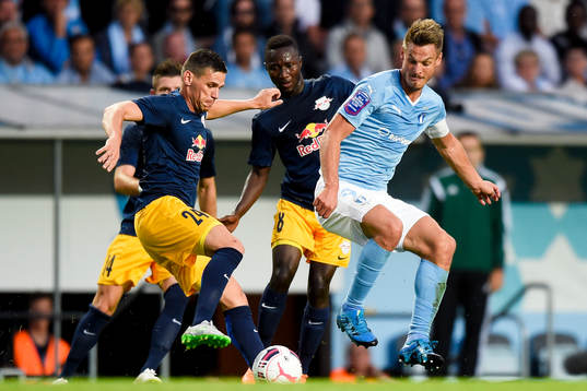 Salzburgs Christoph Leitgeb och Malmö FFs Markus Rosenberg