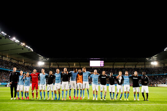 Malmö FFs spelare jublar