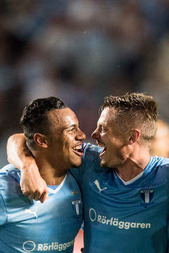Malmö FFs Felipe Carvalho och Markus Rosenberg jublar