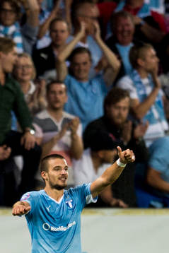 Malmö FFs Vladimir Rodic jublar