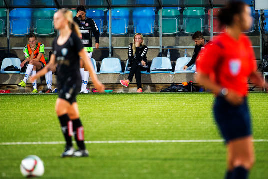 Kristianstads tränare Elisabet Gunnarsdottir deppar