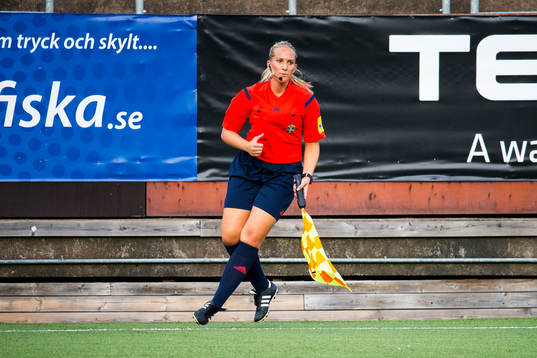 Linjedomare Sandra Österberg