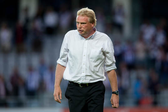 IFK Göteborgs tränare Jörgen Lennartsson deppar