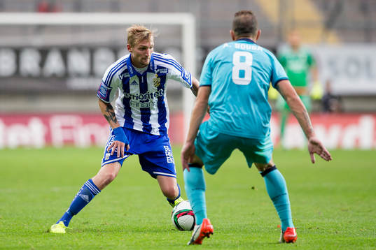 IFK Göteborgs Sebastian Eriksson mot Belenenses André