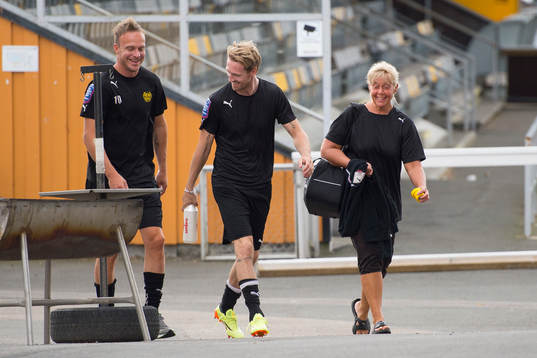 Markus Ekenberg och Christian Chippen Wilhelmsson på väg