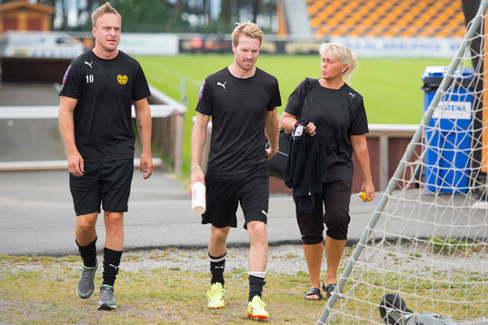 Markus Ekenberg och Christian Chippen Wilhelmsson på väg