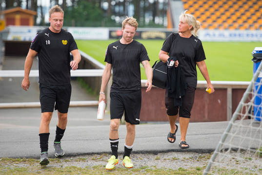 Markus Ekenberg och Christian Chippen Wilhelmsson på väg