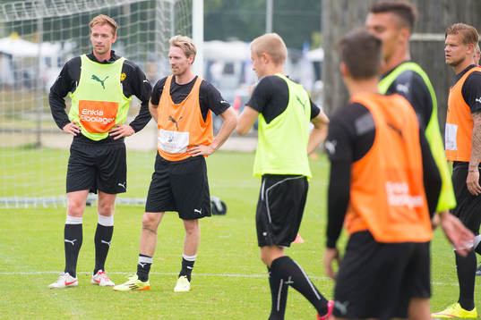 Christian Chippen Wilhelmsson på väg till