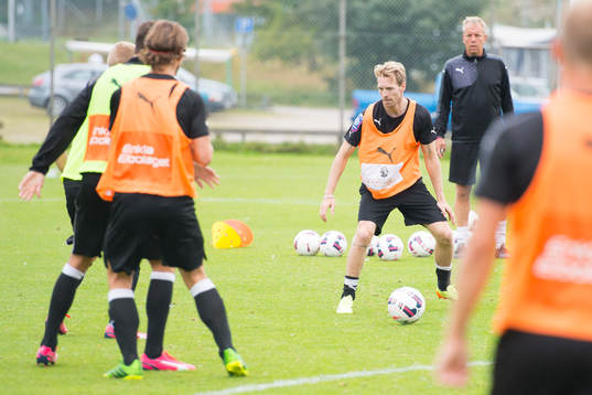 Christian Chippen Wilhelmsson på väg till