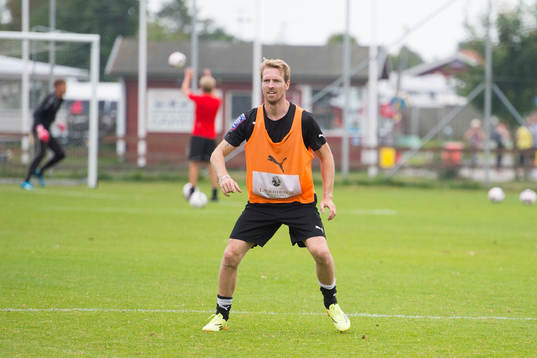 Christian Chippen Wilhelmsson på väg till