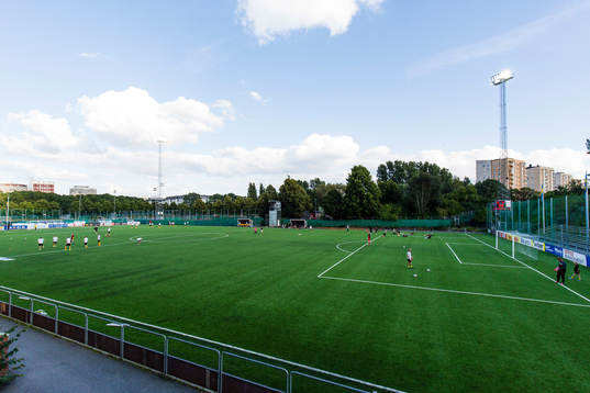 Frej Täby och Mjällby värmer upp på Skytteholms IP