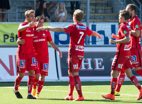 Norrköpings Christoffer Nyman, Daniel Sjölund firar