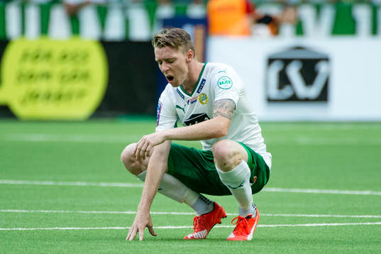 Hammarbys Birkir Már Saevarsson deppar