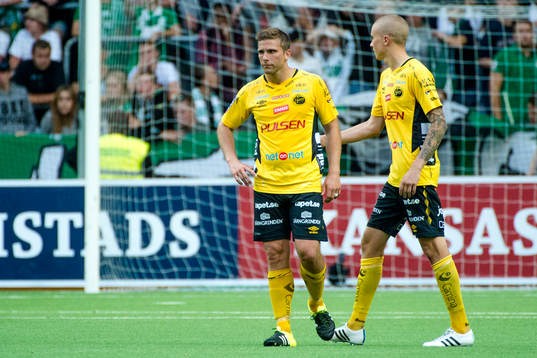 Elfsborgs Anders Svensson och Sebastian Holmén deppar