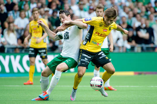 Hammarbys Johan Persson och Elfsborgs Arber Zeneli