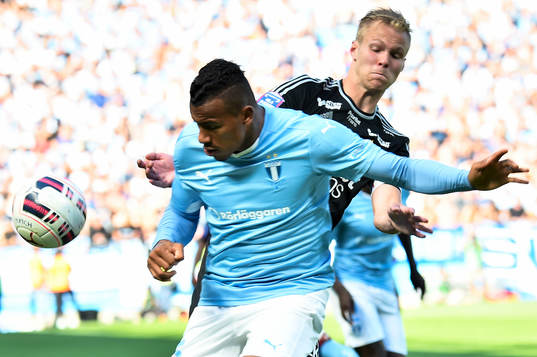 Malmö FFs Felipe Carvalho och IFK Göteborgs Gustav Engvall