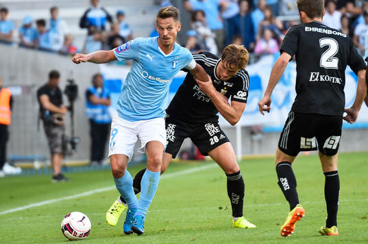 Malmö FFs Markus Rosenberg och IFK Göteborgs Thomas Rogne