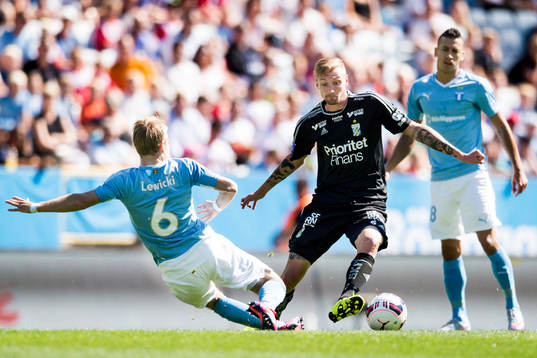 IFK Göteborgs Sebastian Eriksson och Malmö FFs Oscar