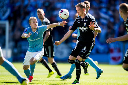 Malmö FFs Oscar Lewicki och IFK Göteborgs Sören Rieks