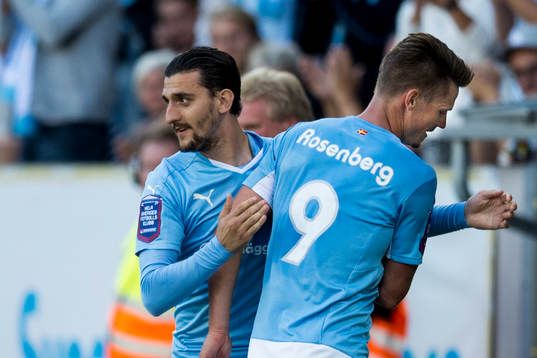 Malmö FFs Markus Rosenberg byts ut till förmån för Agon