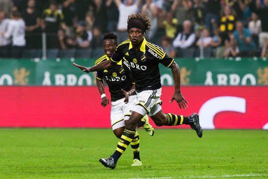 s Mohamed Bangura jublar
