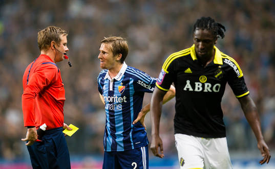 Djurgårdens Jesper Arvidsson får en andra varning och ett