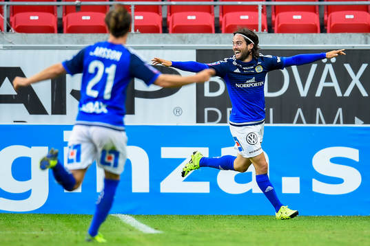 Bläddra bland fler bilder av Fotboll, Allsvenskan, Kalmar - Sundsvall
