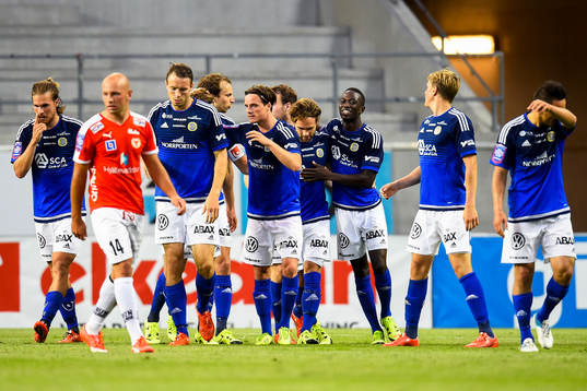Sundsvalls Simon Helg jublar