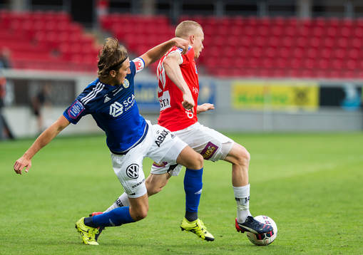 Kalmars Tobias Eriksson och Sundsvalls Dennis Olsson