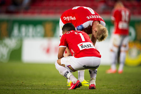 Kalmars Ismael Silva Lima och Ludvig Öhman deppar
