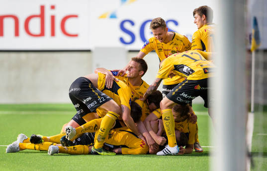 Elfsborgs spelare jublar