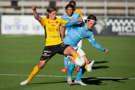 Elfsborgs Simon Olsson och Malmö FFs Oliver Stojanovic