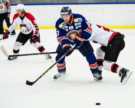 Växjös Robert Rosén mot Malmö Redhawks Jens Olsson