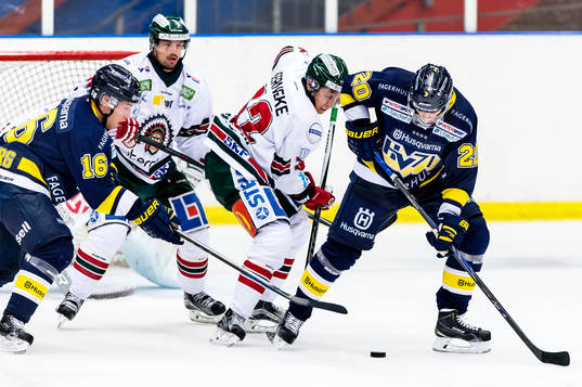 s Lawrence Pilut oroar Frölundas försvar