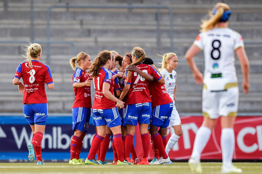 Vittsjös Jane Ross jublar