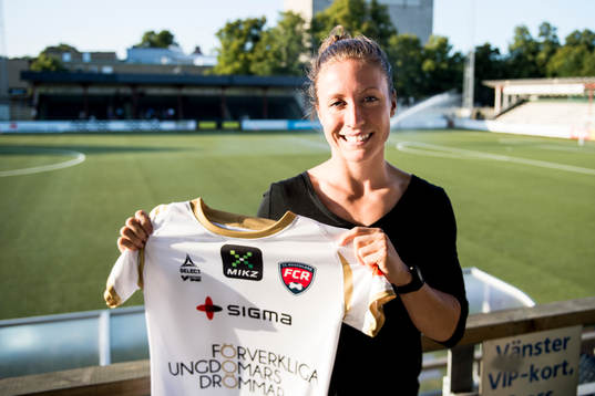 Rosengårds nyförvärv Josee Belanger