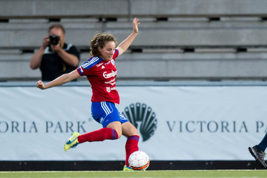 Vittsjös Antonia Göransson skjuter in 1-2