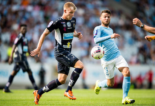 Gefles Robin Nilsson och Malmö FFs Erdal Rakip