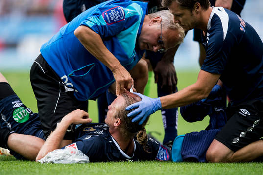 Gefles Jesper Florén skadades otäckt i pannan