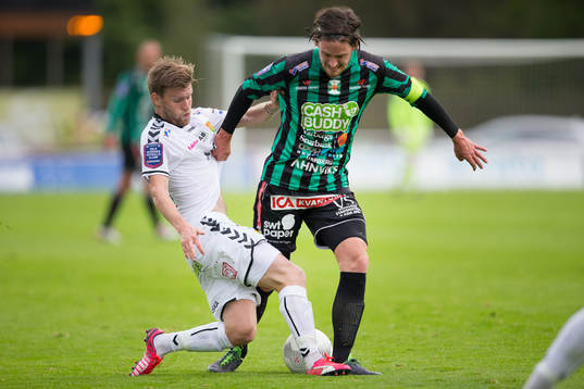 GAIS Johan Lundgren och Varbergs Robin Tranberg